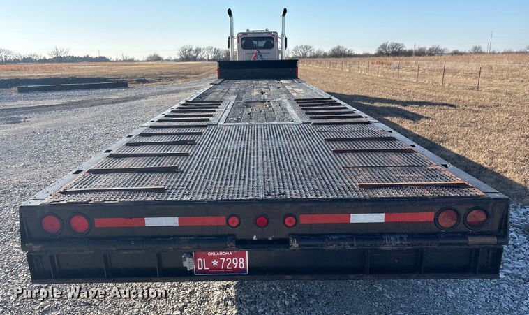 image for item FI0120 2001 Trail King TK70HT-482 Equipment Trailer