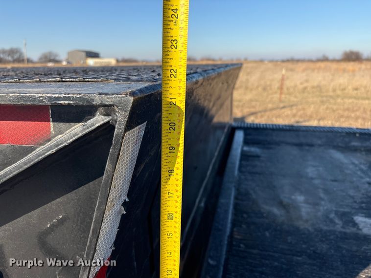 image for item FI0120 2001 Trail King TK70HT-482 Equipment Trailer