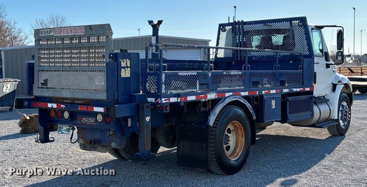 image for item FI1572 2010 International DuraStar 4300 flatbed truck