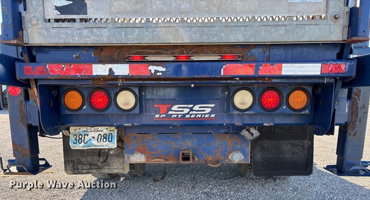 image for item FI1572 2010 International DuraStar 4300 flatbed truck