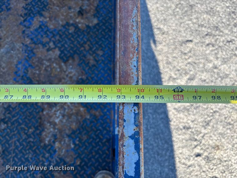 image for item FI1572 2010 International DuraStar 4300 flatbed truck