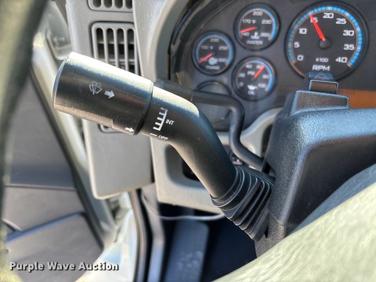 image for item FI1572 2010 International DuraStar 4300 flatbed truck