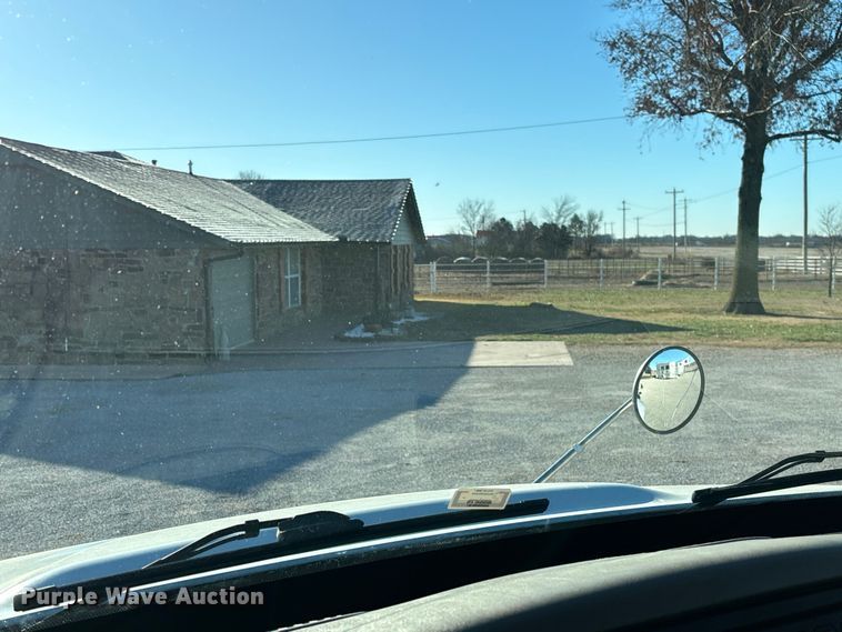 image for item FI1572 2010 International DuraStar 4300 flatbed truck