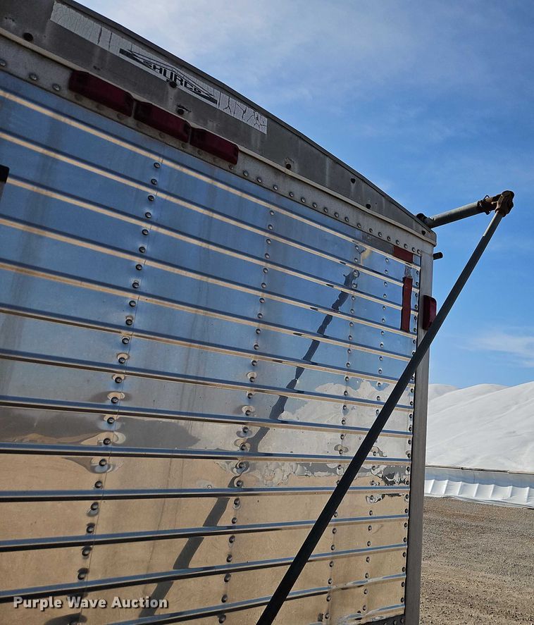 image for item FN5505 2002 Wilson Trailers DWH-400 grain trailer