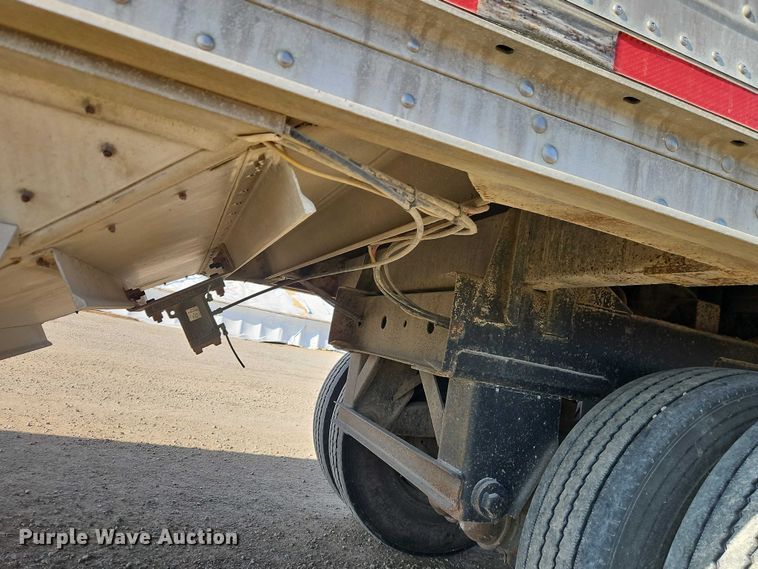 image for item FN5505 2002 Wilson Trailers DWH-400 grain trailer