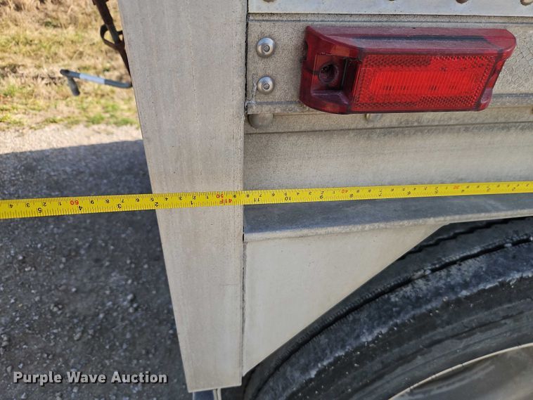 image for item FN5505 2002 Wilson Trailers DWH-400 grain trailer