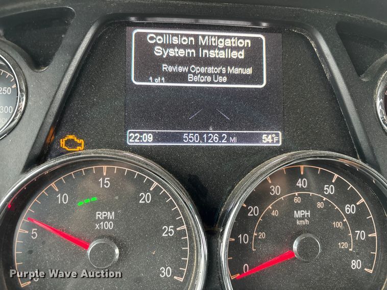 image for item YA1143 2020 Peterbilt  579 semi truck