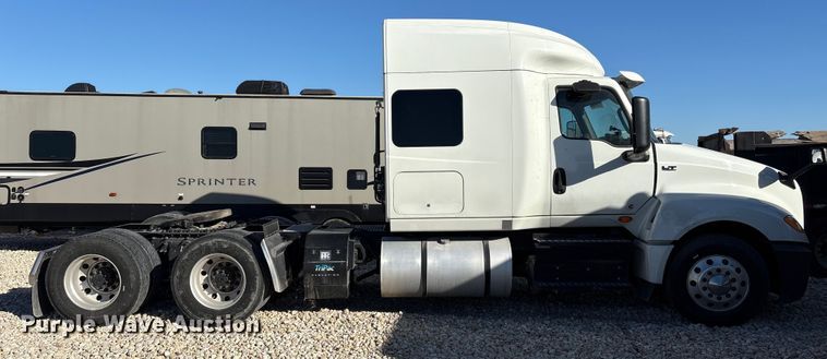 image for item YA1151 2019 International LT625 semi truck