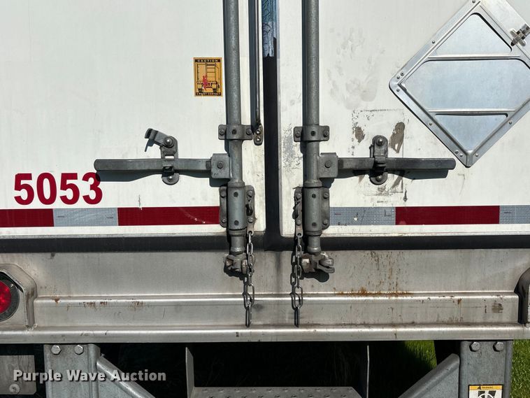 image for item YA1369 2017 CIMC 1RLR5305 refrigerated van trailer