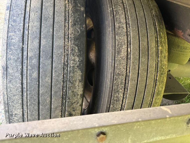 image for item YA1369 2017 CIMC 1RLR5305 refrigerated van trailer