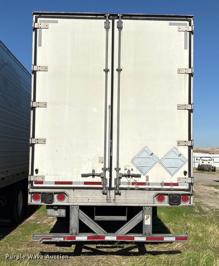 image for item YA1370 2017 CIMC 1RLR5505 refrigerated van trailer