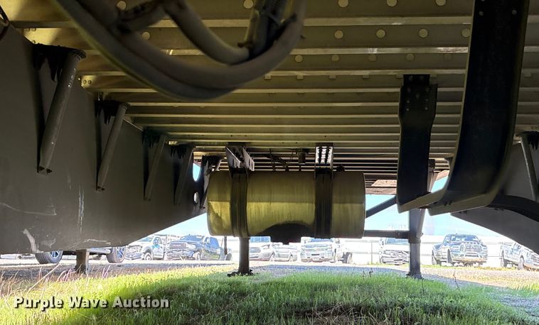 image for item YA1370 2017 CIMC 1RLR5505 refrigerated van trailer