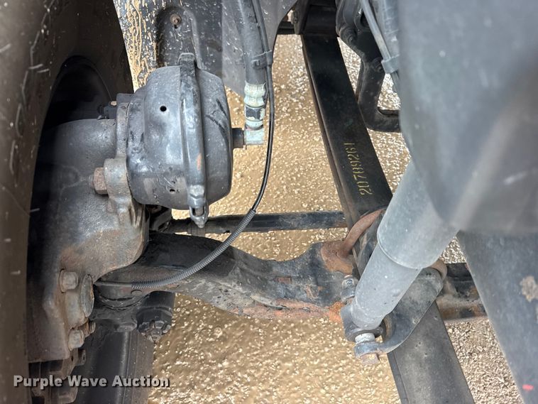 image for item YA1382 2020 Mack Anthem semi truck