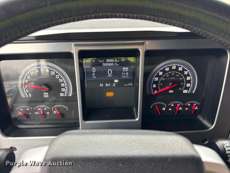 image for item YA1382 2020 Mack Anthem semi truck