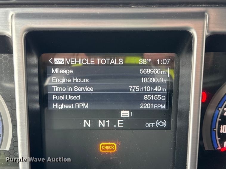 image for item YA1382 2020 Mack Anthem semi truck