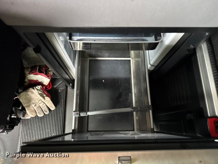 image for item YA1382 2020 Mack Anthem semi truck