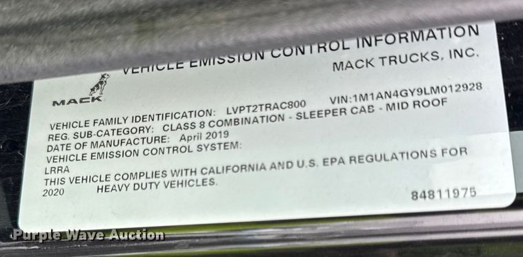 image for item YA1382 2020 Mack Anthem semi truck