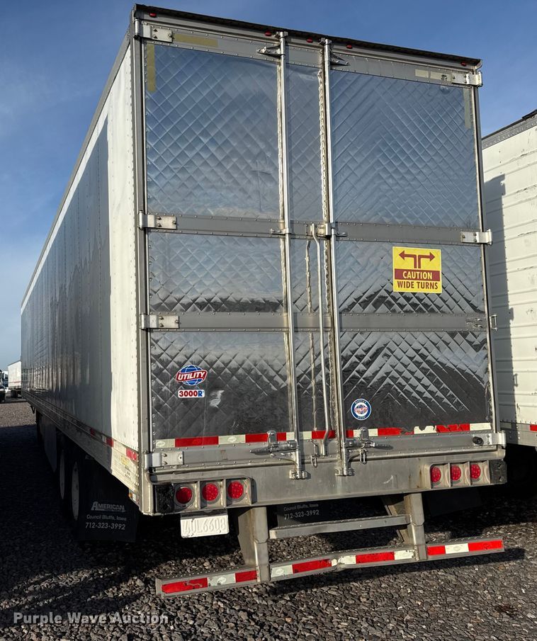 image for item YA1385 2018 Utility VS2RA refrigerated van trailer