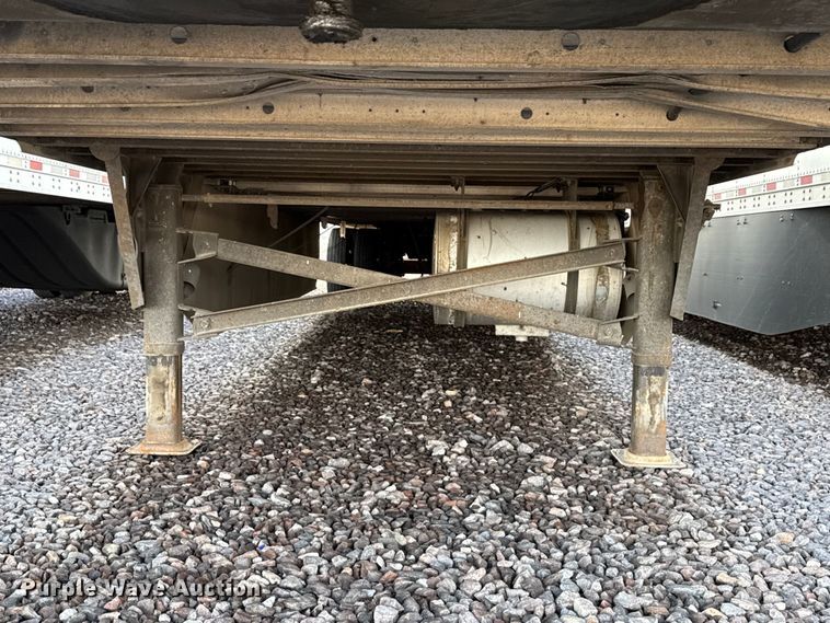 image for item YA1385 2018 Utility VS2RA refrigerated van trailer