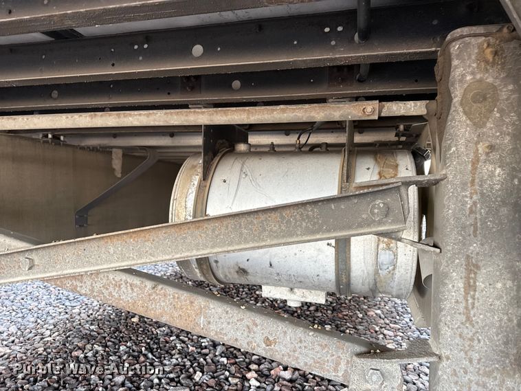 image for item YA1385 2018 Utility VS2RA refrigerated van trailer