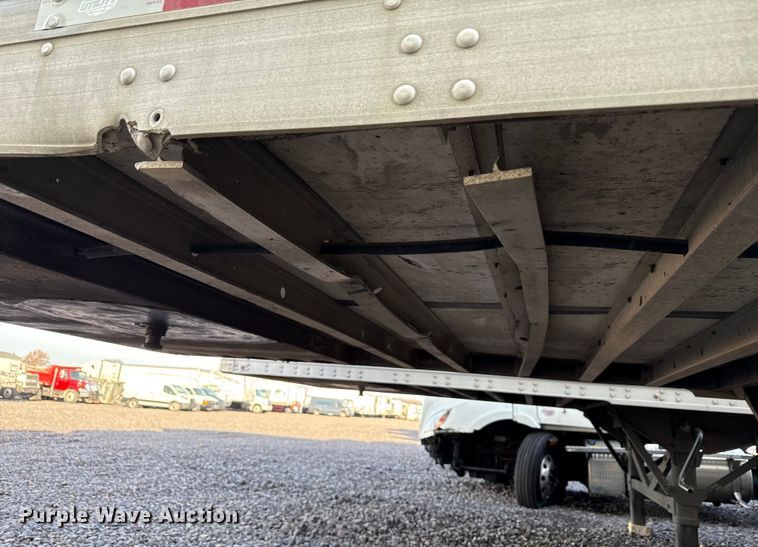 image for item YA1385 2018 Utility VS2RA refrigerated van trailer