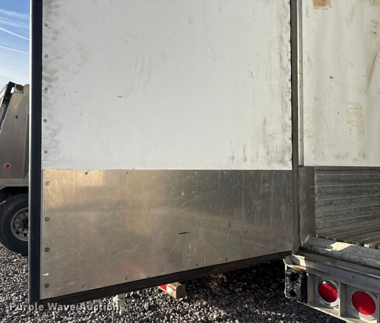 image for item YA1385 2018 Utility VS2RA refrigerated van trailer