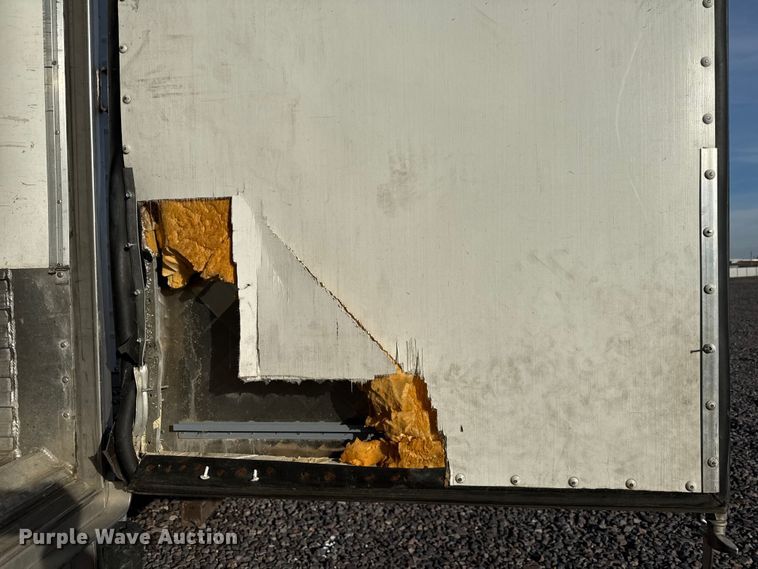 image for item YA1385 2018 Utility VS2RA refrigerated van trailer