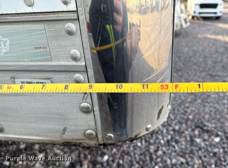 image for item YA1385 2018 Utility VS2RA refrigerated van trailer