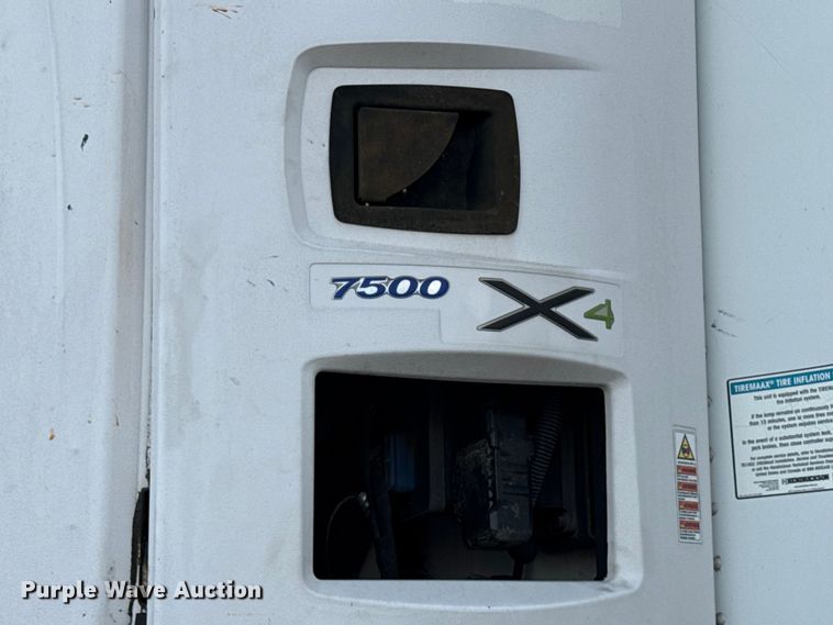 image for item YA1385 2018 Utility VS2RA refrigerated van trailer