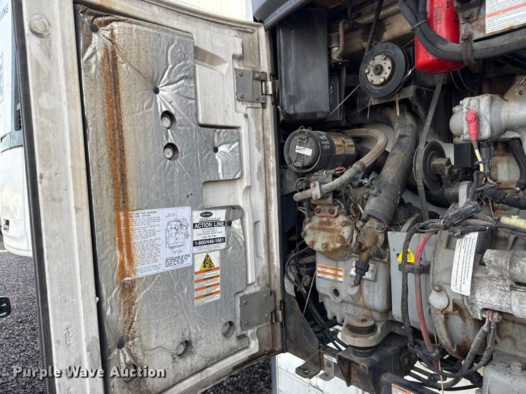 image for item YA1385 2018 Utility VS2RA refrigerated van trailer