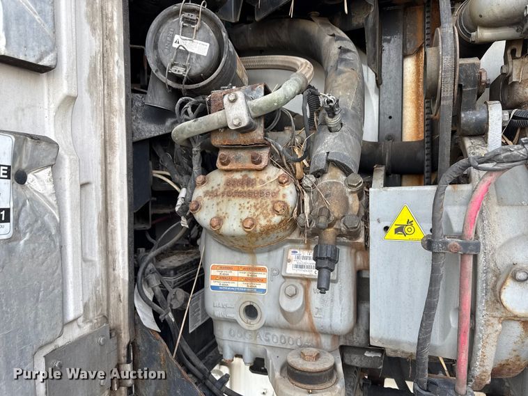 image for item YA1385 2018 Utility VS2RA refrigerated van trailer