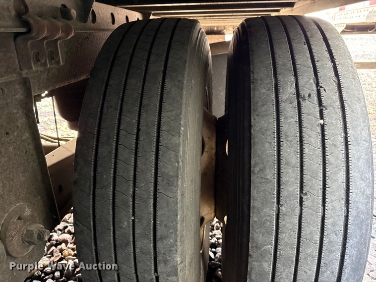 image for item YA1385 2018 Utility VS2RA refrigerated van trailer