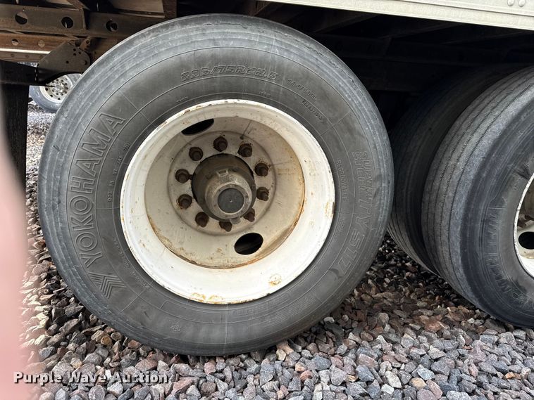 image for item YA1385 2018 Utility VS2RA refrigerated van trailer