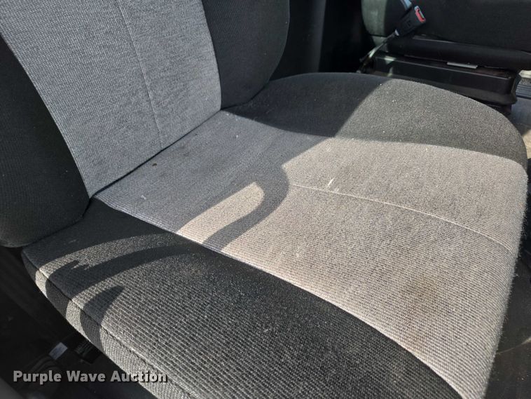 image for item YA1417 2019 Freightliner Cascadia semi truck