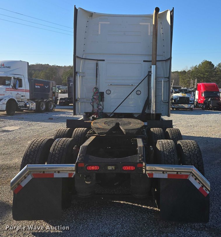 image for item YA1455 2023 Volvo VNL semi truck