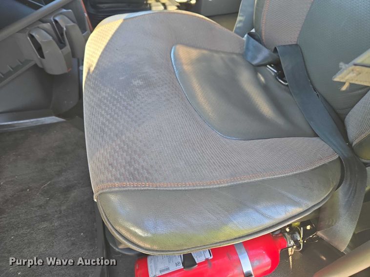 image for item YA1455 2023 Volvo VNL semi truck