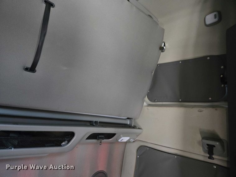 image for item YA1455 2023 Volvo VNL semi truck