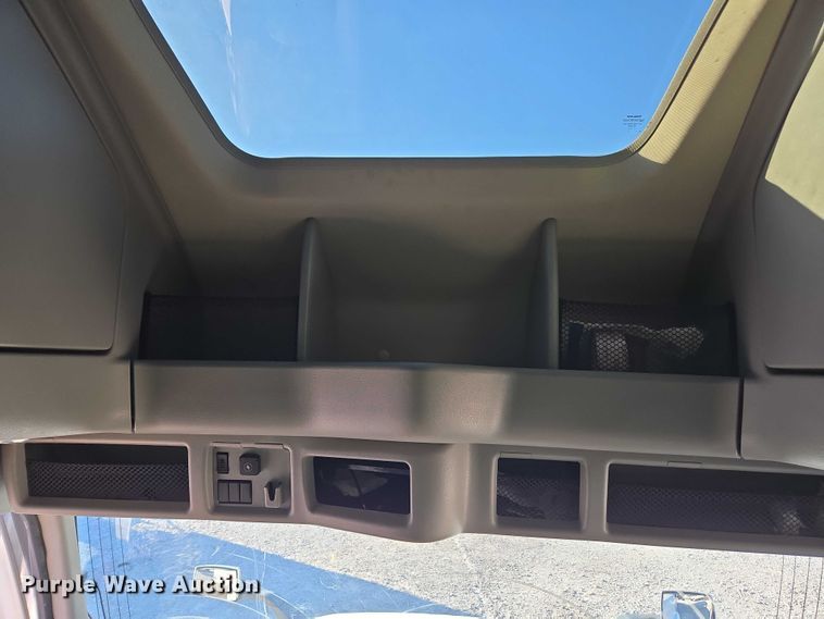 image for item YA1455 2023 Volvo VNL semi truck