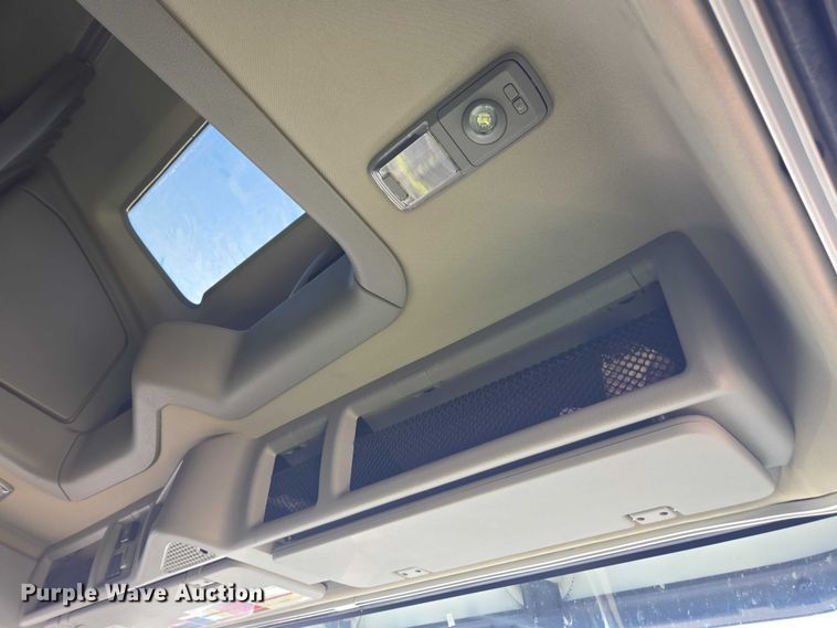 image for item YA1455 2023 Volvo VNL semi truck