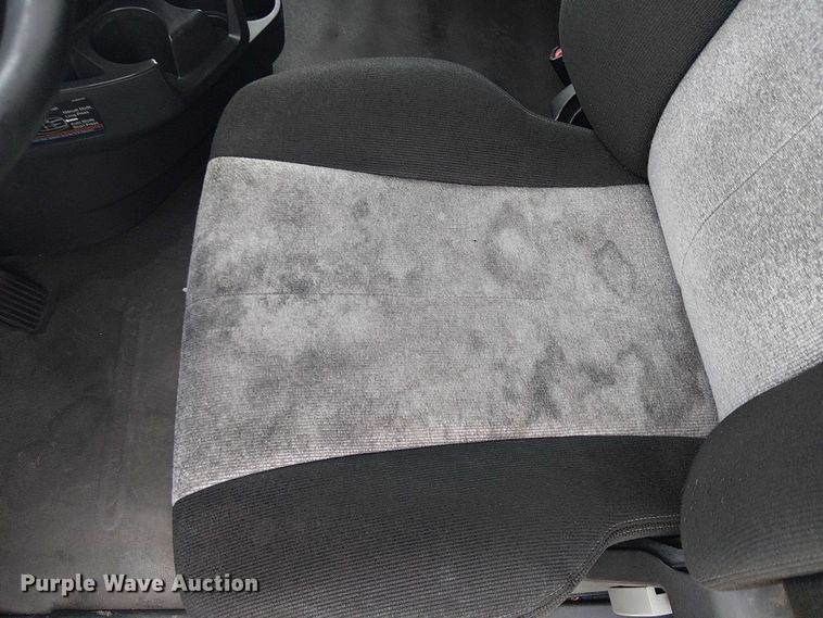 image for item YA1484 2020 Freightliner Cascadia semi truck