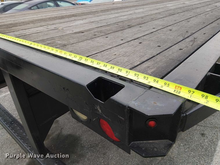 image for item YA1506 2018 Hino 268A flatbed truck