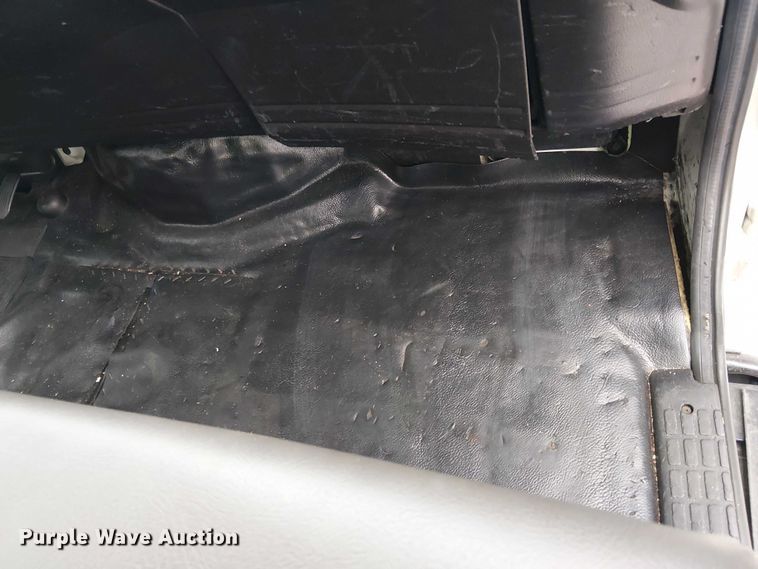 image for item YA1506 2018 Hino 268A flatbed truck