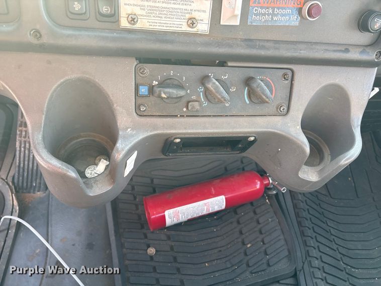 image for item YA1604 2008 Freightliner Business Class M2 grapple truck