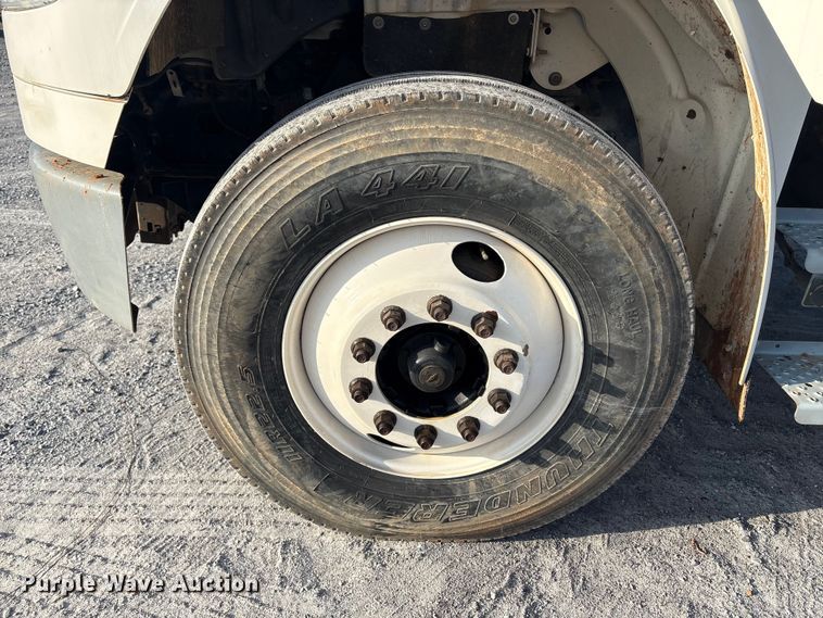 image for item YA1604 2008 Freightliner Business Class M2 grapple truck