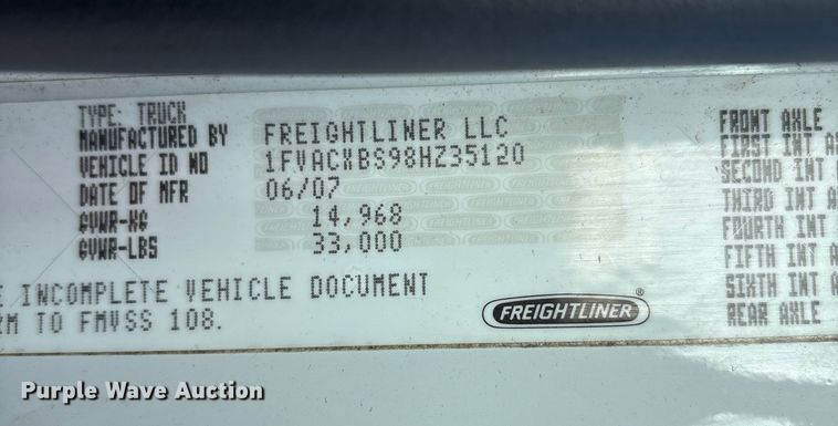 image for item YA1604 2008 Freightliner Business Class M2 grapple truck