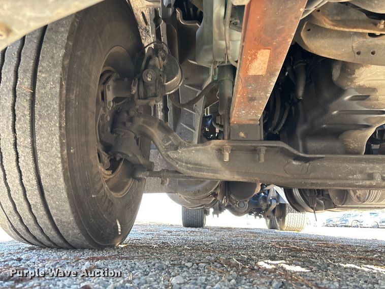 image for item YA1624 2020 International LT625 semi truck