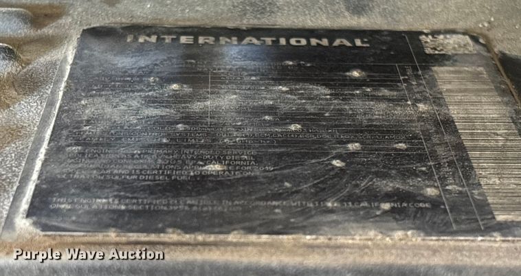 image for item YA1624 2020 International LT625 semi truck