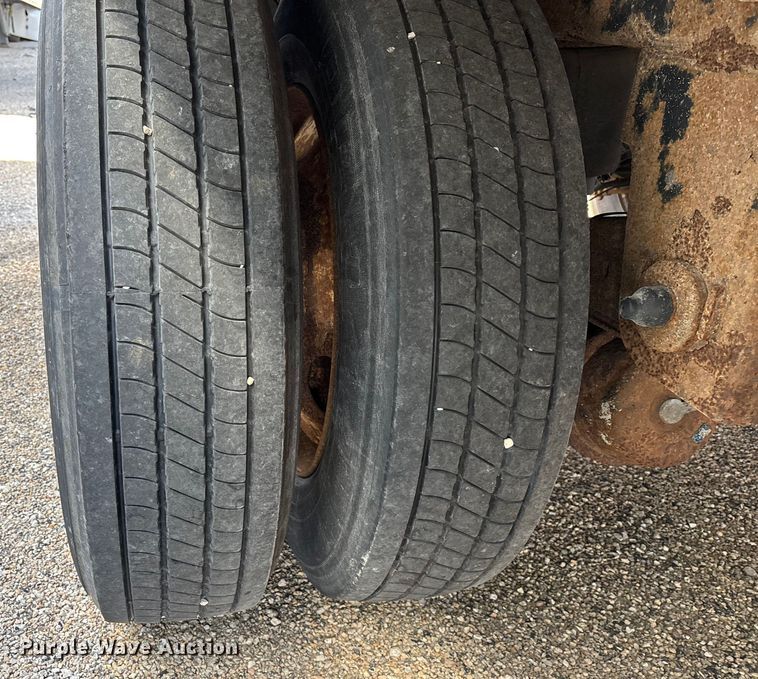 image for item YA1652 2007 Great Dane 7311TP-SAL dry van trailer