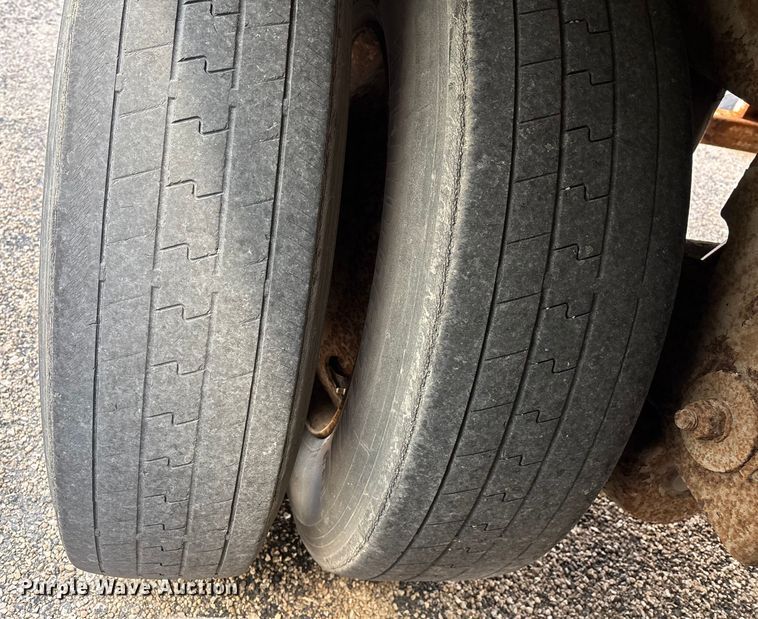 image for item YA1653 2007 Great Dane 7311TP-SAL dry van trailer