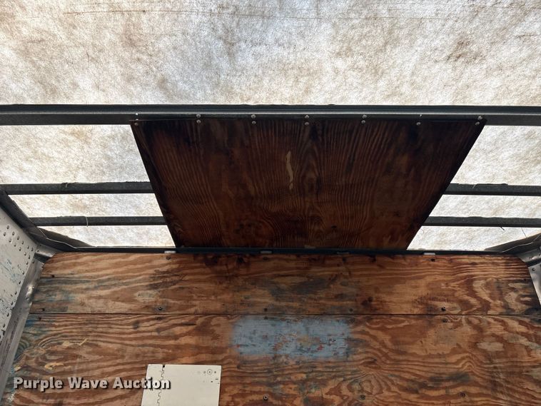 image for item YA1670 1999 Wabash DVCVHPC dry van trailer